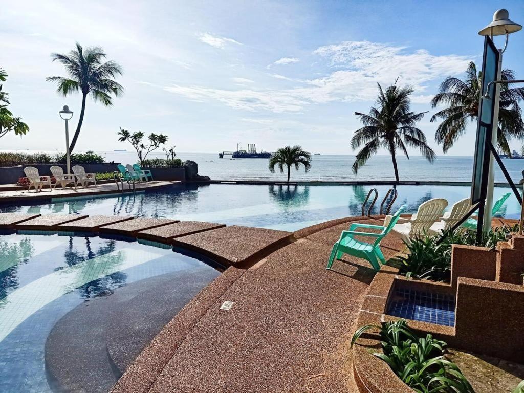 Ehsan Seaview Hotel Port Dickson Eksteriør bilde