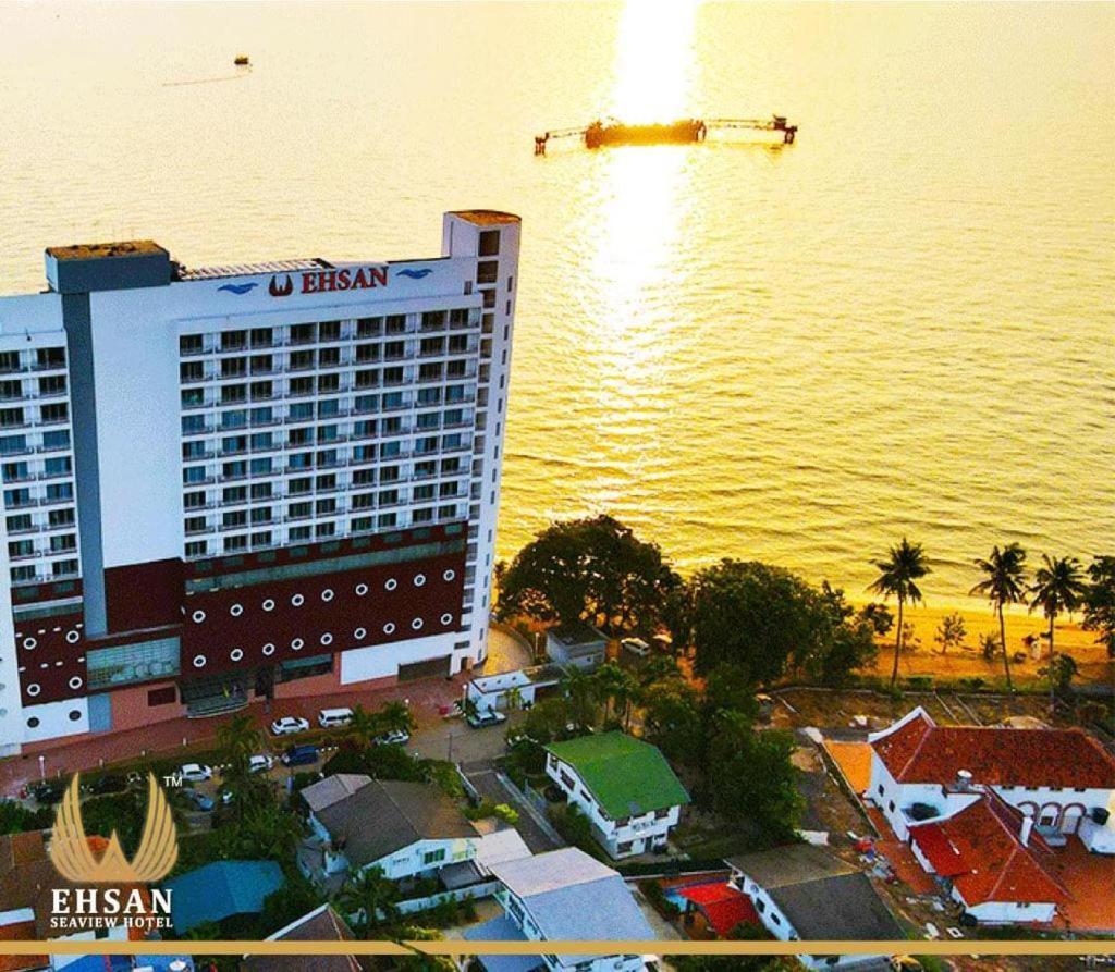 Ehsan Seaview Hotel Port Dickson Eksteriør bilde