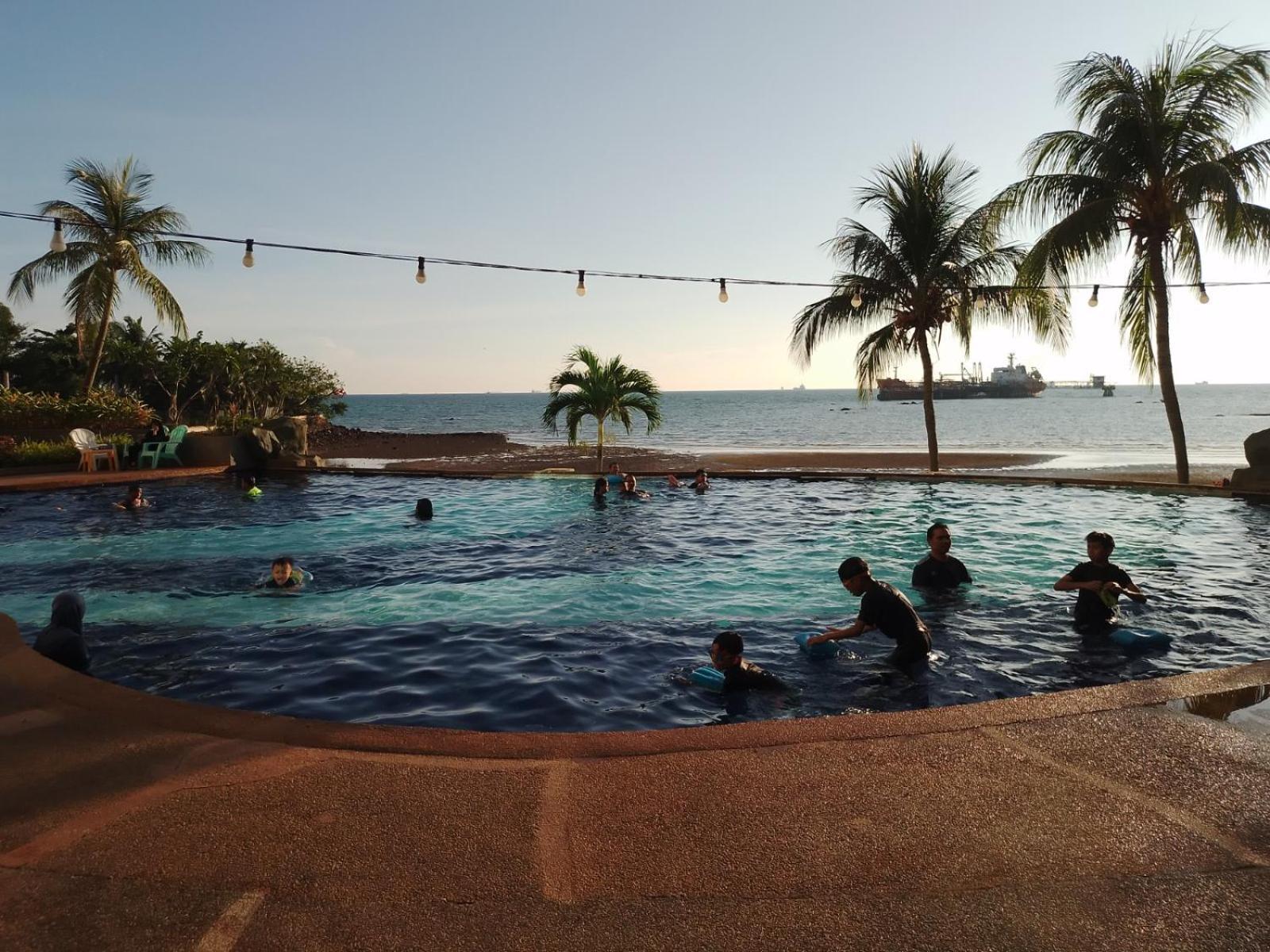 Ehsan Seaview Hotel Port Dickson Eksteriør bilde